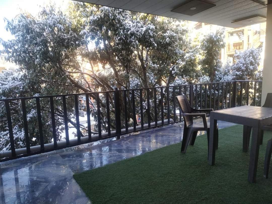 Oak Wood Homestay Banikhet 戴尔豪斯 外观 照片